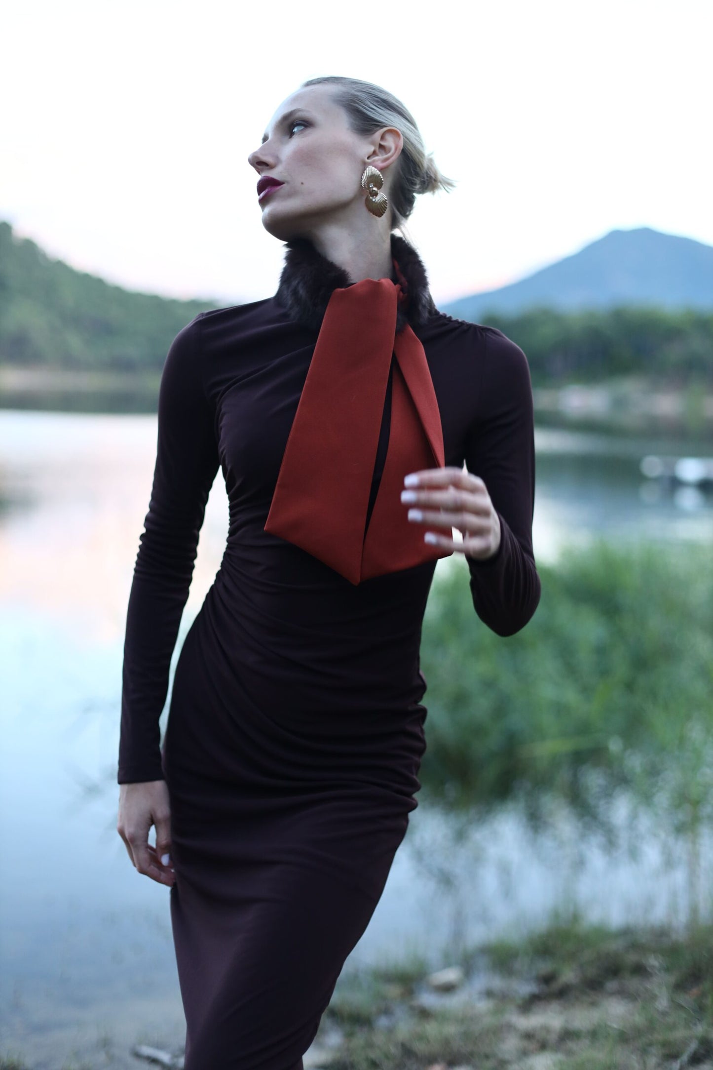 Cuello choker Marrón lazo caldera