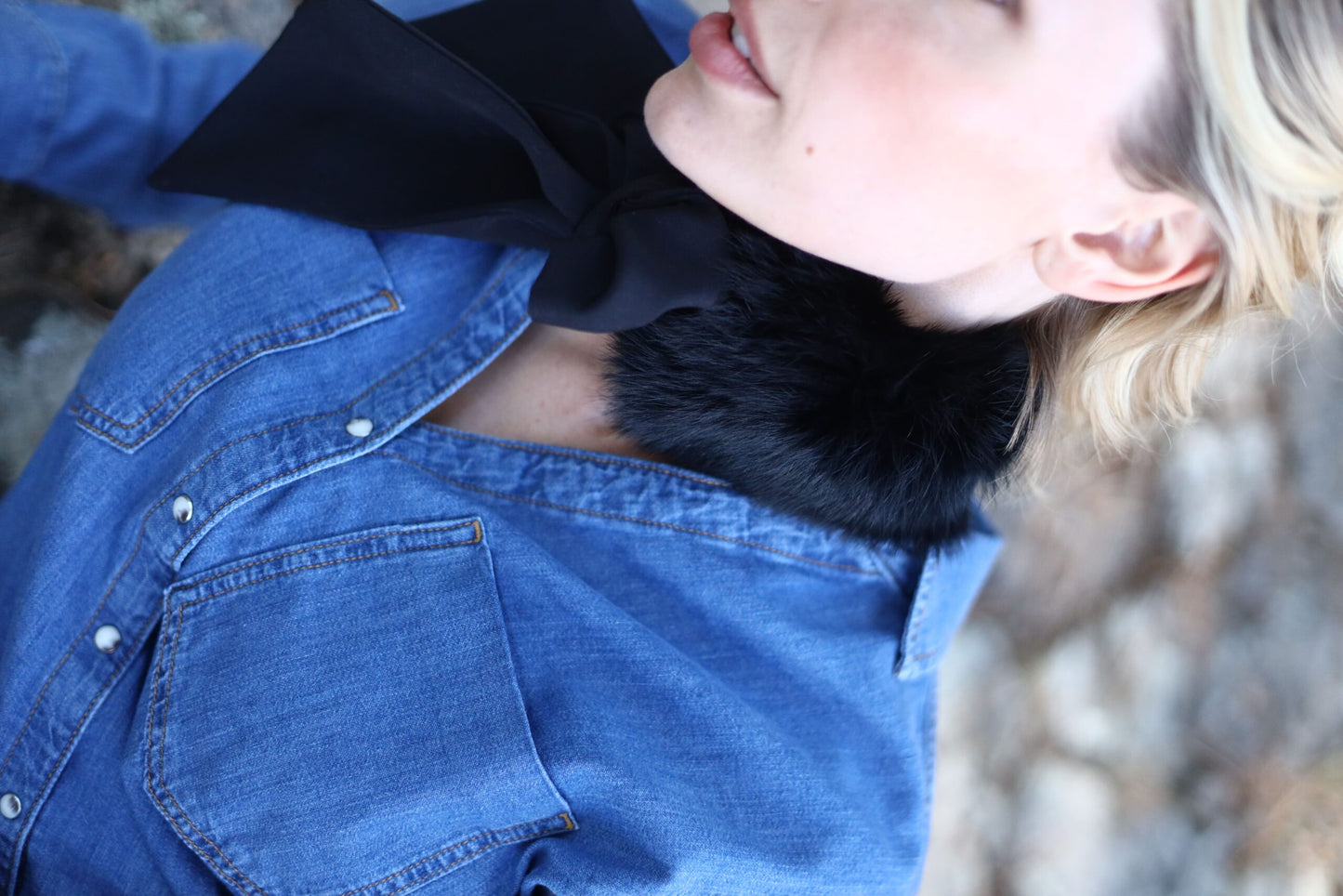 Cuello choker Negro lazo a tono