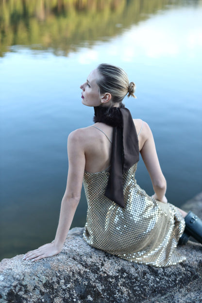 Cuello choker Marrón lazo a tono