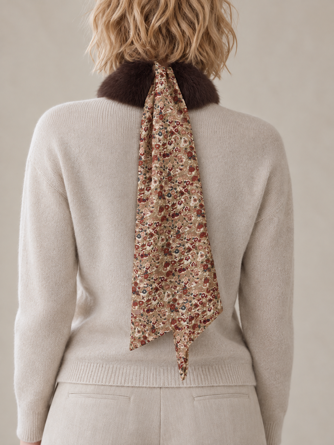 Cuello choker Marrón lazo flores